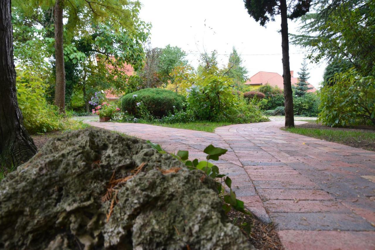 Garten Vendégház Eger Extérieur photo